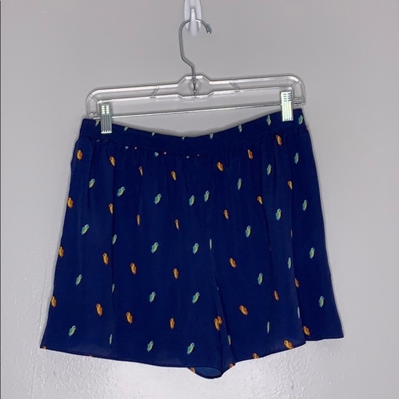 BCBGeneration Parrot Bird free flowing tulip short navy medium women’s - Picture 6 of 8